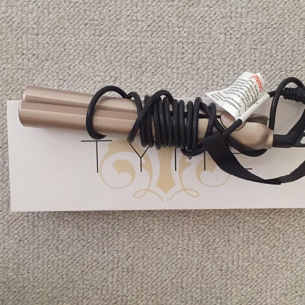 Tyme hair straightener.